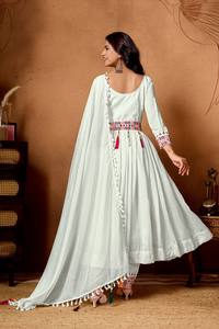 Fantasía blanca Anarkali vestido colección Chinon telas de seda con hilo y trabajo de secuencia para mujer ropa de boda - Product Image 3