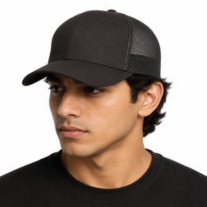 Gorra Trucker Unisex de Malla Lisa, Transpirable, Cómoda, Cierre Ajustable, Calidad Premium, Diseño Moderno y Ligero - Product Image 1