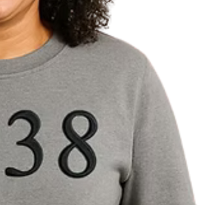 Sudadera Gris para Mujer con Bordado 3D, Estilo Casual, Manga Larga, Cómoda para el Día a Día - Product Image 3