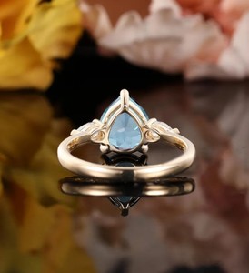 Bague de fiançailles en argent sterling 925 avec alexandrite taille poire, pierre précieuse à changement de couleur, bijoux de mariée élégants pour mariage et fête - Product Image 2