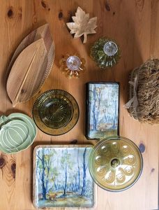 Plato Cuadrado Internacional Boston de Madera de Mango y Esmalte, 10" x 10", Madera Ámbar - Product Image 2