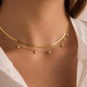 Collar de Acero Inoxidable Chapado en Oro de 18K, Cadena de Serpiente con Zirconia, Collar de Doble Capa - Product Image 1