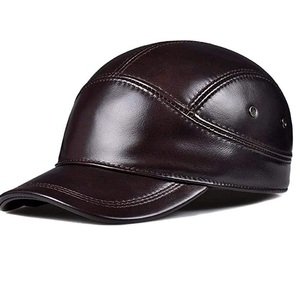Gorra de Béisbol Unisex de Cuero PU, 6 Paneles, Color Sólido, Estilo Vintage, Ajustada, para Adultos, Uso Casual, para las Cuatro Estaciones - Product Image 1