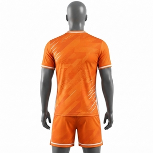ชุดฟุตบอล Elite Performance Sports Apparel ที่โดดเด่นด้วยเสื้อและกางเกงขาสั้นน้ำหนักเบาเพื่อการเคลื่อนไหวที่ยิ่งยวด - Product Image 3