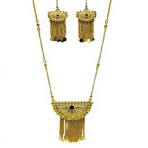 Haute Qualité Nouveau Plaqué Or En Laiton Chik Ensemble avec Boucles D'oreilles pour Femmes À La Mode Lien Chaîne Conception De Mode Pendentif Colliers - Product Image 1