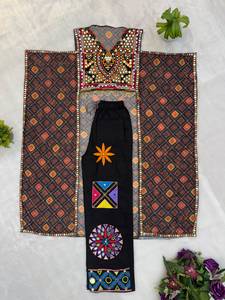 Conjunto Étnico de 3 Piezas para Mujer, Top Kaftan de Chifón Tejido con Lentejuelas Bordadas y Parches, Pantalones Anchos, Ropa para Bodas y Festivales - Product Image 4