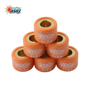 SUN RACING SPIRIT ชุดลูกกลิ้ง CVT สีส้ม น้ำหนัก 8 กรัม แกนทองเหลือง ชุดวาเรียเตอร์ 6 ชิ้น - Product Image 1