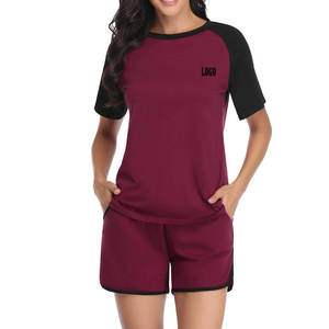 Vêtements de sport streetwear de haute qualité pour femmes, ensemble décontracté d'été, t-shirt à manches courtes et short, ensemble deux pièces en tricot uni - Product Image 2