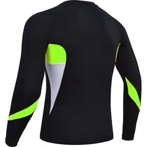 Camiseta de Compresión de Manga Larga para Hombre, Negra con Detalles en Verde Neón, Secado Rápido, Talla Adulto - Product Image 3
