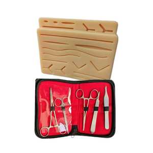 Kit complet de pratique de suture chirurgicale, ciseaux et pinces en acier inoxydable, coussin de suture incurvé pour formation en chirurgie mineure par Grip Surgical - Product Image 2
