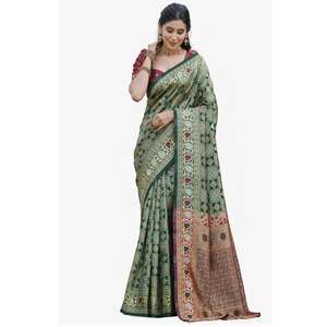 Sari de Seda Banarasi de Diseño y Calidad de Exportación para Mujer, Prenda Étnica Cómoda con Hermosos Patrones Tradicionales, Disponible para la Venta - Product Image 1