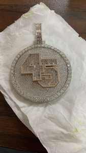 Collar Personalizado con Colgante de Diamante Moissanite Redondo de 45 Números, Chapado en Oro Rosa y Plata, Estilo Hip Hop, para Hombre - Product Image 3