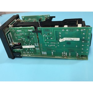 Contrôleur de température Barber-Colman 580, 151919 - Équipements et pièces semi-conductrices de confiance de l'ensembles du monde, disponibles chez - Product Image 5