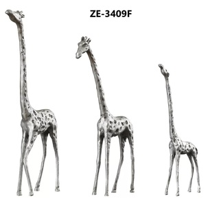 Ensemble de 3 sculptures de girafes en aluminium faites à la main, figurines d'animaux artistiques modernes, décoration murale pour bureau, anniversaire - Product Image 5