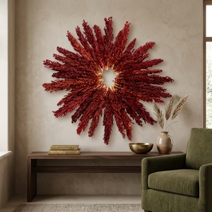 Décoration murale florale écologique unique en rouge, faite à la main avec du sorgho et un cadre en fer, pour la décoration de salon et de la maison - Product Image 5