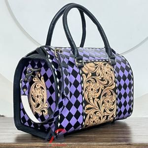 Bolsa de Viaje de Cuero Vacuno Hecha a Mano, Diseño a Cuadros, Estilo Occidental, de Lujo, para Unisex, Tendencia 2026 - Product Image 1