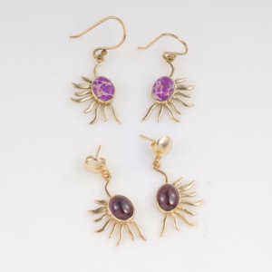 Boucles d'oreilles pendantes en grenat naturel plaqué or, motif soleil, bijoux célestes faits à la main, pierres précieuses délicates, cadeau pour femme - Product Image 2