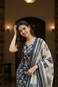 Conjunto de Kurta, Pantalón y Dupatta de Algodón Gris Oscuro para Mujer, Completamente Cosido, con Abertura Lateral, Corte Recto, Venta al Por Mayor, Disponible en Stock - Product Image 2