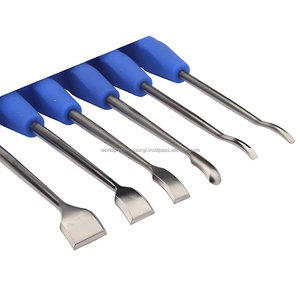 เครื่องมือผ่าตัดสแตนเลสสตีล รุ่น WPS-PE-AO6 AO Type Periosteal Elevator Bone Plate Holding Forceps ยี่ห้อ WORLD PRECISION SURGICAL สำหรับยกกระดูกและจับแผ่นกระดูก - Product Image 2