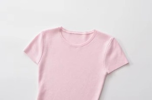 เสื้อยืดผู้ชายแขนสั้นถักสีชมพู คอกลม ทรงเข้ารูป สไตล์ลำลอง - Product Image 5