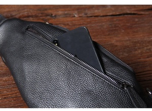 Top Class Fashioned Elegant Fashion <b>Leather</b> Chest <b>Bag</b> Custom Logo Crossbody Sport pouch Waist <b>soft</b> Fanny <b>Leather</b> Chest <b>Bag</b> - Product Image 4