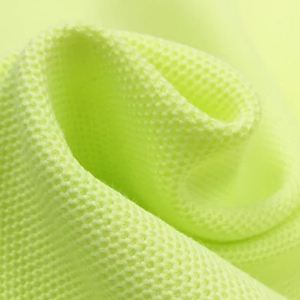 Proveedor de Tejido Piqué de Última Generación, Venta al Por Mayor de Tela de la Mejor Calidad a Bajo Precio, Logotipo Personalizado y Color Sólido - Product Image 1