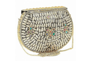 Sac de soirée carré professionnel brodé en fer et résine avec chaîne pour femmes, idéal pour les mariages – Meilleur prix, haute qualité - Product Image 4