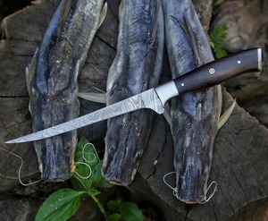 Cuchillo de Filetear de Acero Inoxidable Hecho a Mano por BA Enterprises, Hoja con Borde Dentado y Punta Caída, Diseño Flexible, Mango de Madera - Product Image 2