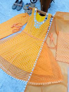 Nouvelle Collection TENNECY – Magnifique Ensemble Robe de Soirée pour Filles en Georgette Imprimée Numérique avec Broderie Fil et Miroir Véritable, et Duptta Assortie - Product Image 5