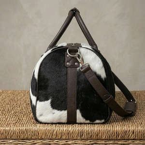 Bolsas de Viaje de Cuero Vacuno OEM, Proveedor Mayorista, Hechas a Mano, Ligeras, de 30-40L, Calidad de Exportación - Product Image 3