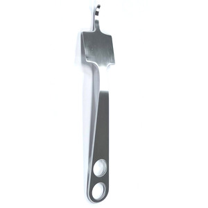 Retractores Hohmann Manuales de Acero Inoxidable, Personalizados, Ligeros, 1 Año de Garantía, MOQ Bajo, en Venta por Enved Enterprises - Product Image 1