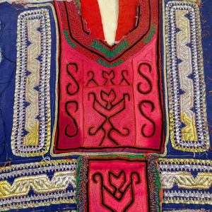 Parche de tela vintage hecho a mano con bordado de espejo indio, hermoso y artesanal, para cuello estilo Banjara - Product Image 1