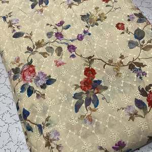 Tissu imprimé numérique en gros, motif floral, polyester, coton, rayonne, pour robe, chemisier, chemise, vêtement de mode - Product Image 4