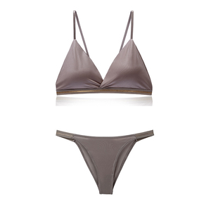 Conjunto de Bikini de Primera Calidad para Mujer, Estampado Floral, Cuello Halter, Bikini de Dos Piezas, Estampado de Flores Vibrantes, Ropa de Playa en Oferta - Product Image 3
