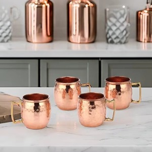 Taza de cobre para beber con acabado martillado a mano y posavasos, estilo vintage para uso en la mesa. - Product Image 5