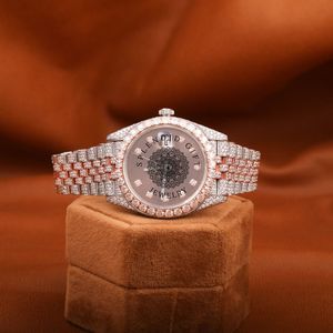 Splendide montre à diamants de luxe 28 mm, analogique à quartz, bracelet en moissanite argentée, verre saphir, mouvement ETA, étanche - Product Image 1