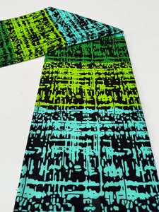 Tela de algodón estampada en cera de alta calidad para mujer, ideal para ropa de moda y manualidades en Maputo con diseños personalizados vibrantes - Product Image 2