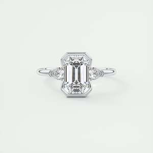 Anillo de compromiso de tres piedras con diamante cultivado en laboratorio de corte esmeralda de 2.50 quilates y piedras laterales en forma de pera en oro blanco de 14K. - Product Image 2