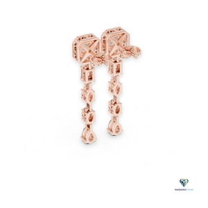 Pendientes de Oro Rosa de 2.812 CT con Diamantes Cultivados en Laboratorio de Corte Princesa y Forma Elegante en Oro Sólido de 18K - Product Image 2
