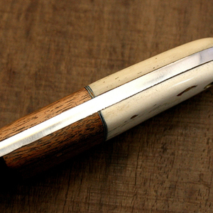 Cuchillo de Cocina Damasco Hecho a Mano, Cuchillo de Carnicero con Hoja de Acero de Alto Contenido de Carbono y Mango de Madera, Personalizado para Chef, para Cortar Carne y Cocinar al Aire Libre - Product Image 5