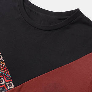 เสื้อยืดพิมพ์ลายโอเวอร์ไซส์สุดเท่ แฟชั่นล้ำสมัย สวมใส่สบาย ด้วยลายพิมพ์ที่ไม่ซ้ำใคร เหมาะสำหรับสไตล์สตรีทในชีวิตประจำวัน - Product Image 3