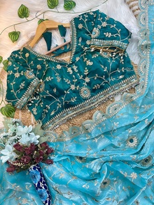 Sari de Fiesta de Satén Royal Fendy, Elegante Sari con Borde Aarco, Sari de Satén Fendy con Trabajo Jhal, Sari de Diseñador Premium, Prenda de Lujo para Fiestas - Product Image 3