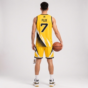 Comodidad para entrenamiento y competición. Uniforme de baloncesto de alta calidad que ofrece ajuste flexible, control de humedad y calidad superior. - Product Image 5