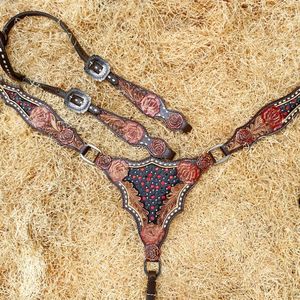 Ensemble de sellerie western - Ensemble de bride et de collier de poitrine en cuir avec broderie florale sur une oreille, entièrement personnalisé, haute qualité - Product Image 2