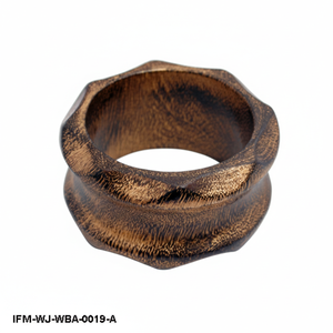 Bracelet manchette en bois sculpté artisanal large et épais, style vintage antique, grain naturel, pour femme - Product Image 2
