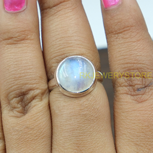 แหวนมูนสโตนสีฟ้า แหวนเงินแท้ 925 แหวนดีไซน์แฮนด์เมด แหวนพลอย แหวนมูนสโตน เครื่องประดับมูนสโตน ของขวัญคริสต์มาส - Product Image 4