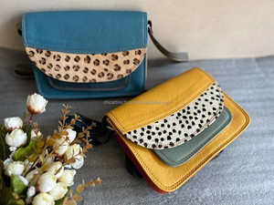 กระเป๋าถือหนังรีไซเคิลสำหรับผู้หญิงมีสไตล์ใหม่กระเป๋าสะพายพาดลำตัวพิมพ์ลายสัตว์สำหรับผู้หญิง - Product Image 3