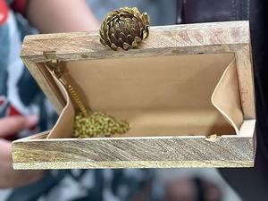 Bolsos de mano para mujer con asa superior, bolsos de bambú, bolsos tote para mujer, bolsos tipo sobre tejidos, bolsos de bambú para mujer, bolsos para ropa - Product Image 4