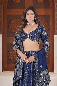 Ramdev Trading – Lehenga Choli traditionnel pour femme en tissu filet papillon recyclé, idéal pour mariages, occasions festives et soirées - Product Image 5