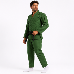 Traje de BJJ avanzado con diseño reforzado, transpirable, cómodo y con excelente flexibilidad para sesiones exigentes de artes marciales. - Product Image 6